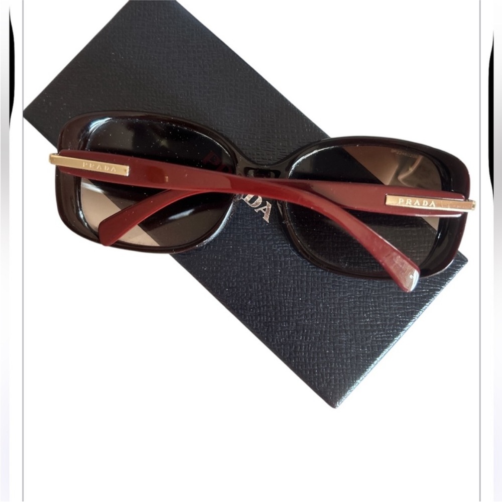 PRADA SPR 080 Oversized Sunglasses Burgundy Brown Gradient EUC w/Box & Case - Picture 6 of 9